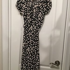 Patterned wrap dress